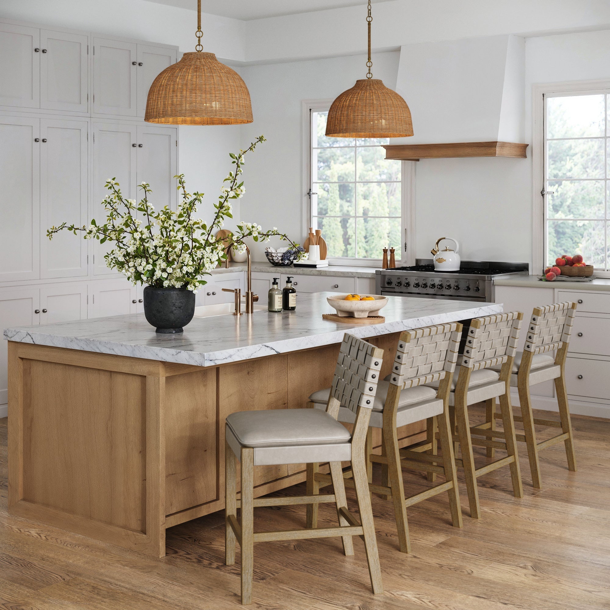 Counter Height Bar Stool with Woven Faux Leather Back – SAVANNAH'S